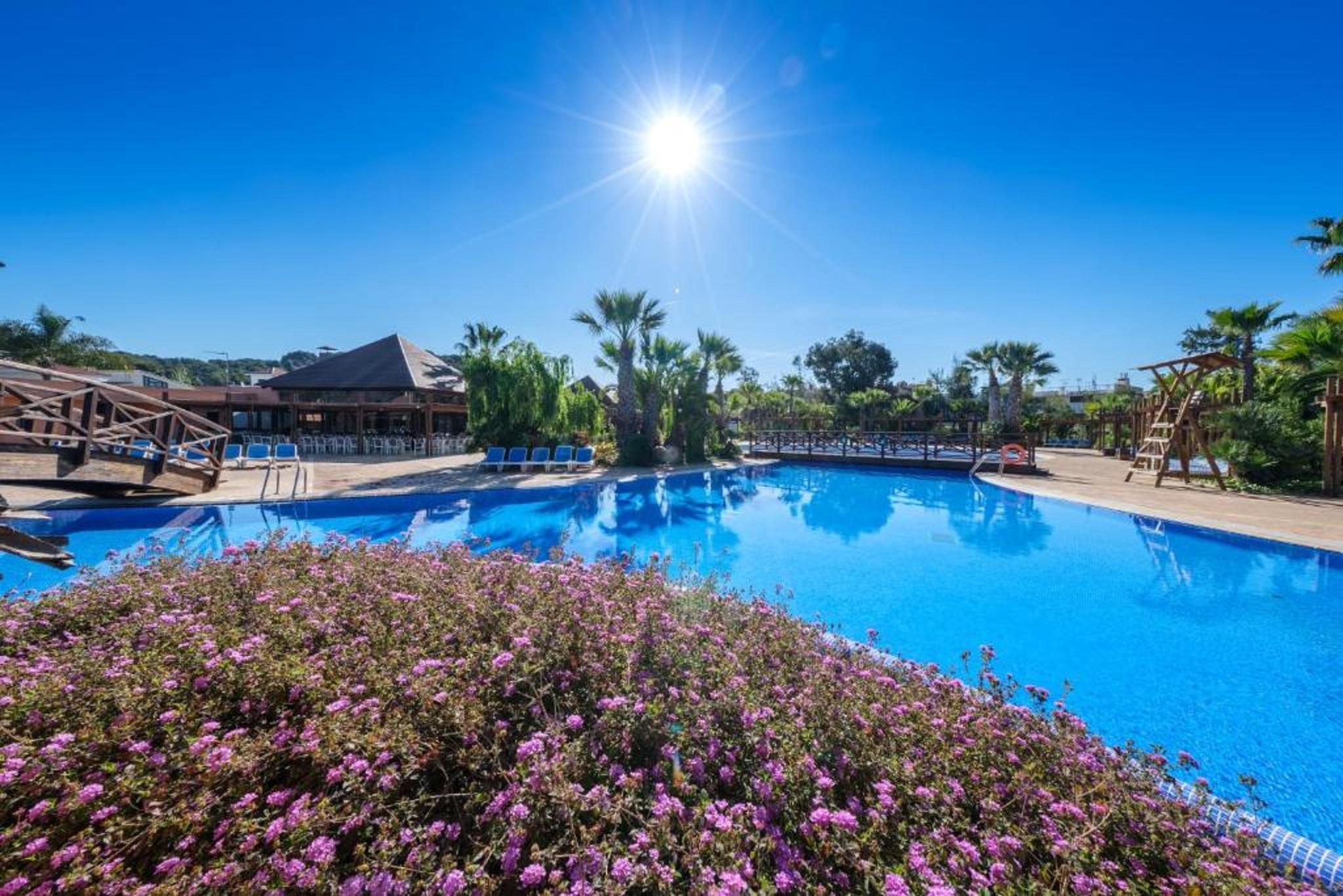 Camping Estival Torre De La Mora Tamarit Exterior photo